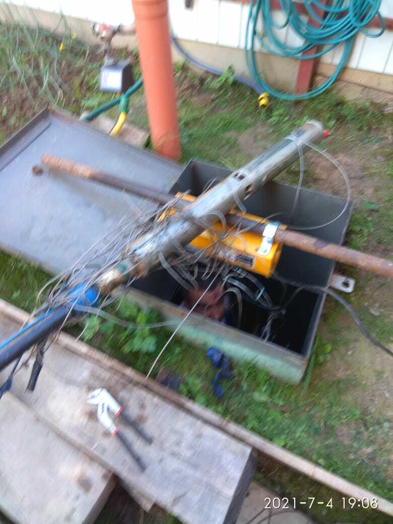 <span style="font-weight: bold;">Демонтаж насосов</span> 